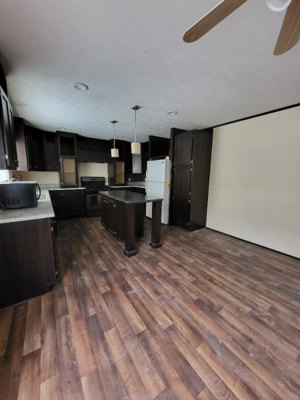 1942 Borman Ct - Photo 2 of 9