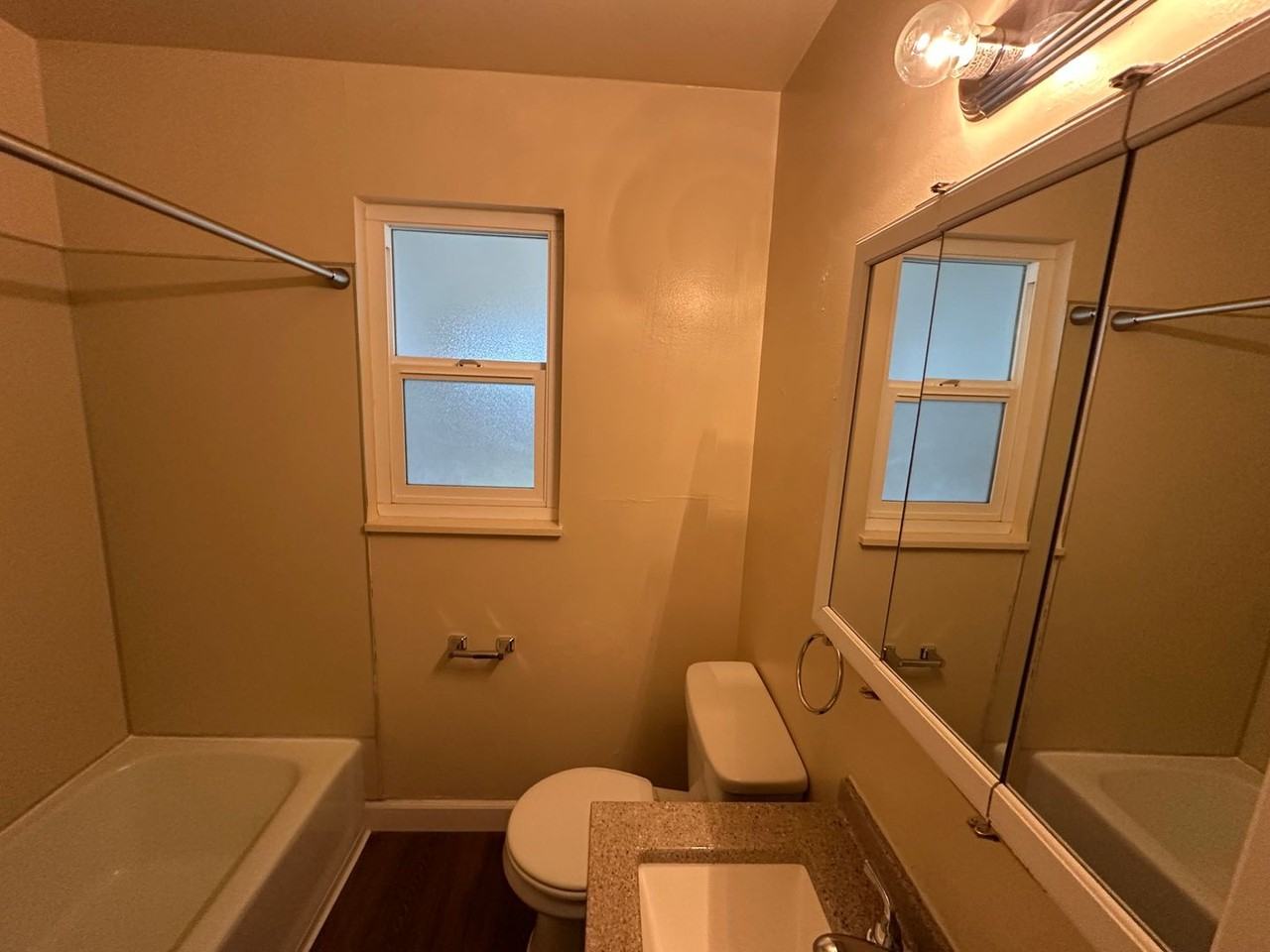 1503 Pennsylvania Ave - Photo 3 of 8