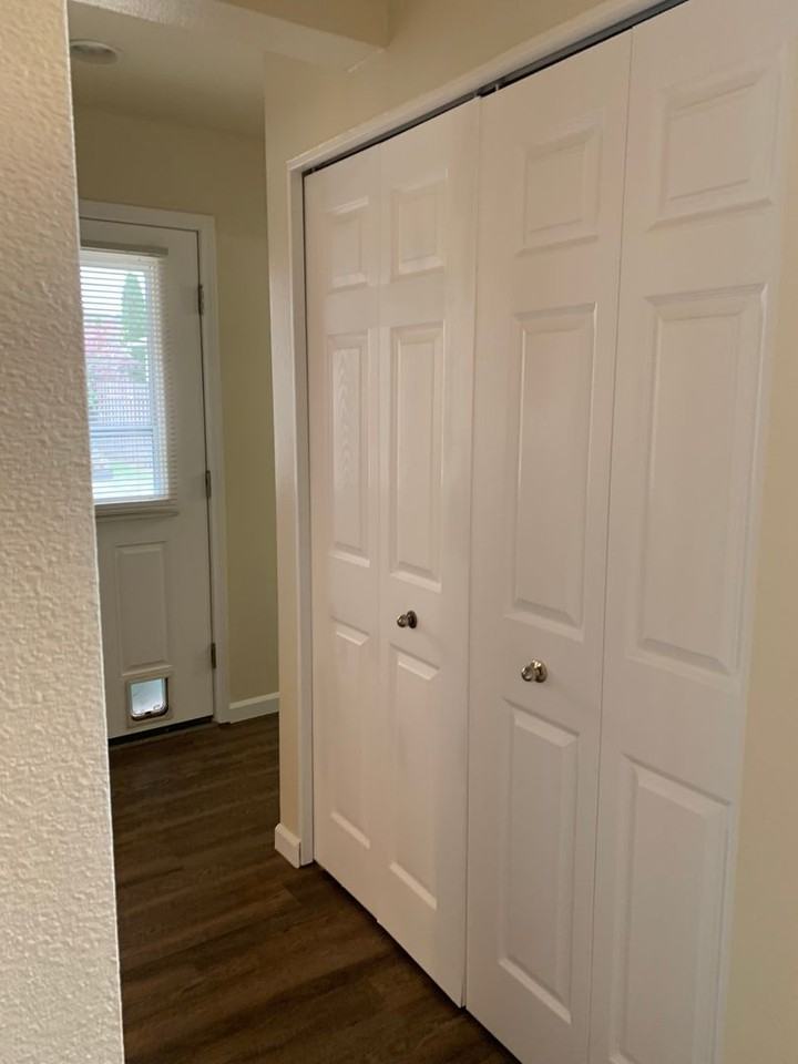 1250 Se Goodnight Ave - Photo 6 of 16