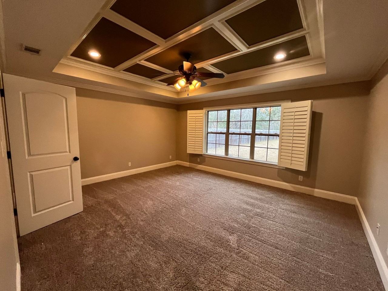 4497 4497 Mahan Dr - Photo 6 of 23