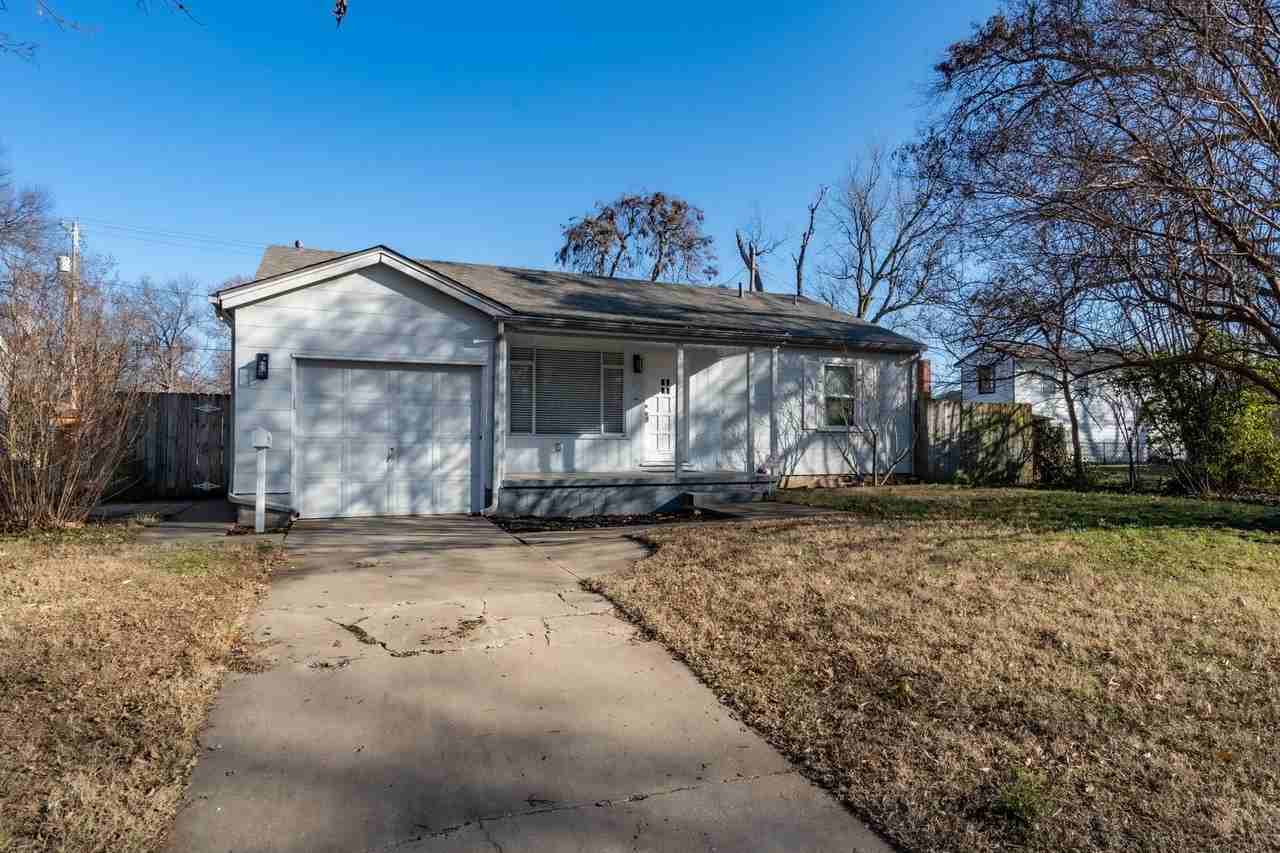 4697 S Troost Ave - Photo 2 of 17