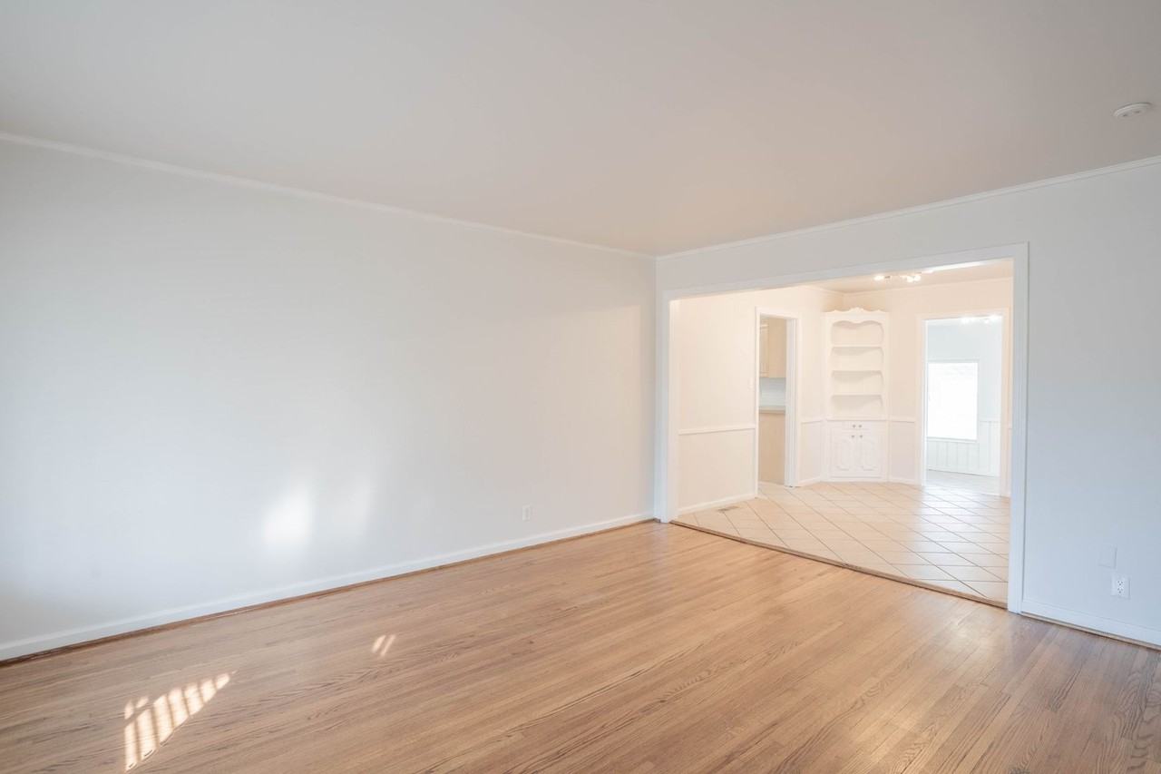 4697 S Troost Ave - Photo 3 of 17