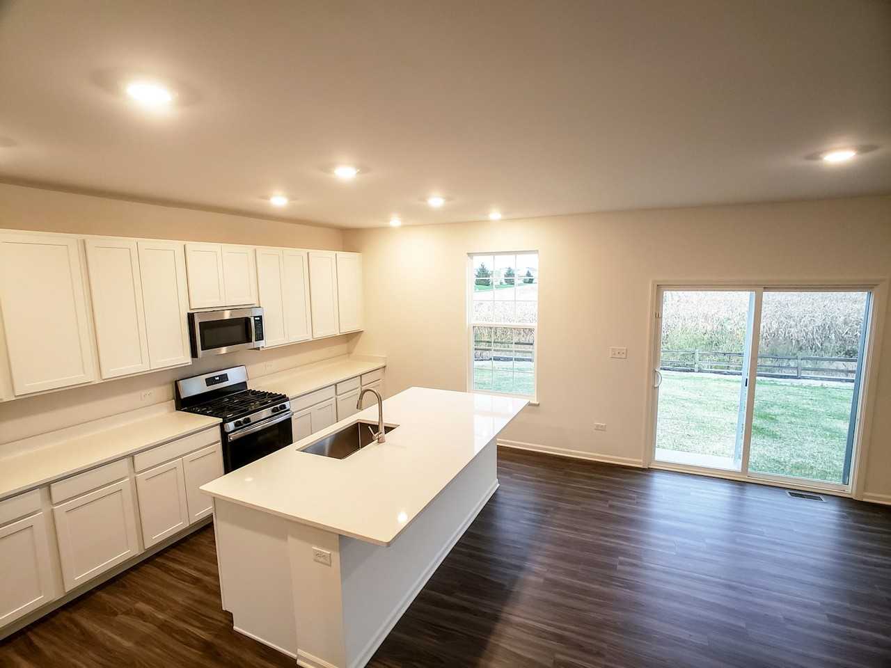 14101 Garden Way - Photo 3 of 22