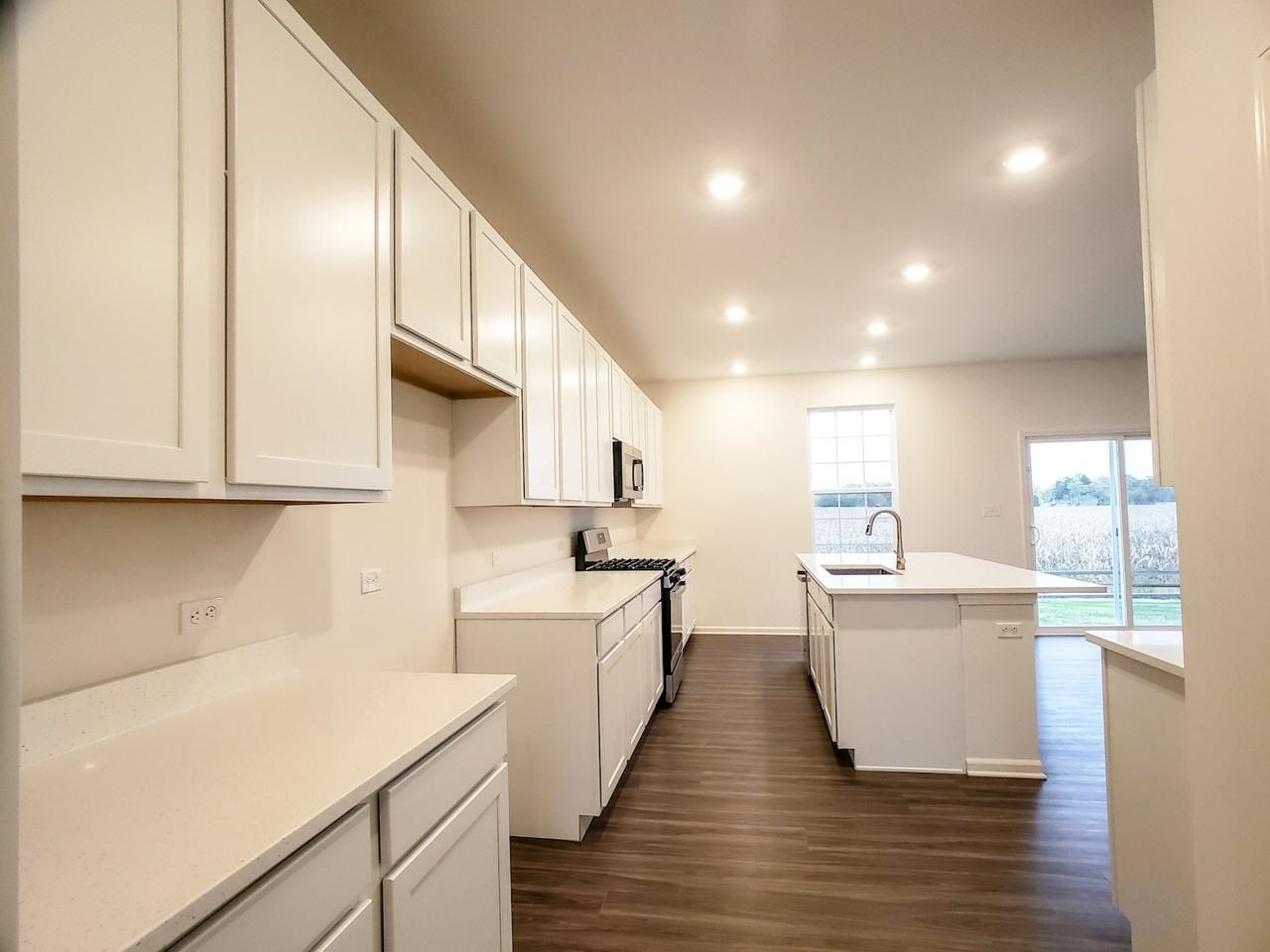 14101 Garden Way - Photo 4 of 22