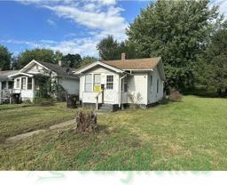 619 Northeast Rock Island Avenue - Photo 1 of 1