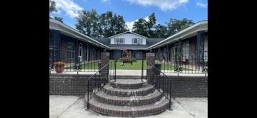 featured image of 405 19th St E #1