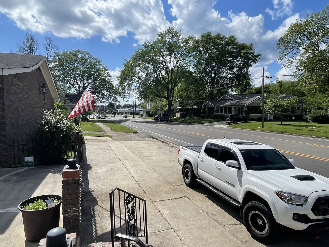 405 19th St E #1 - Photo 3 of 18