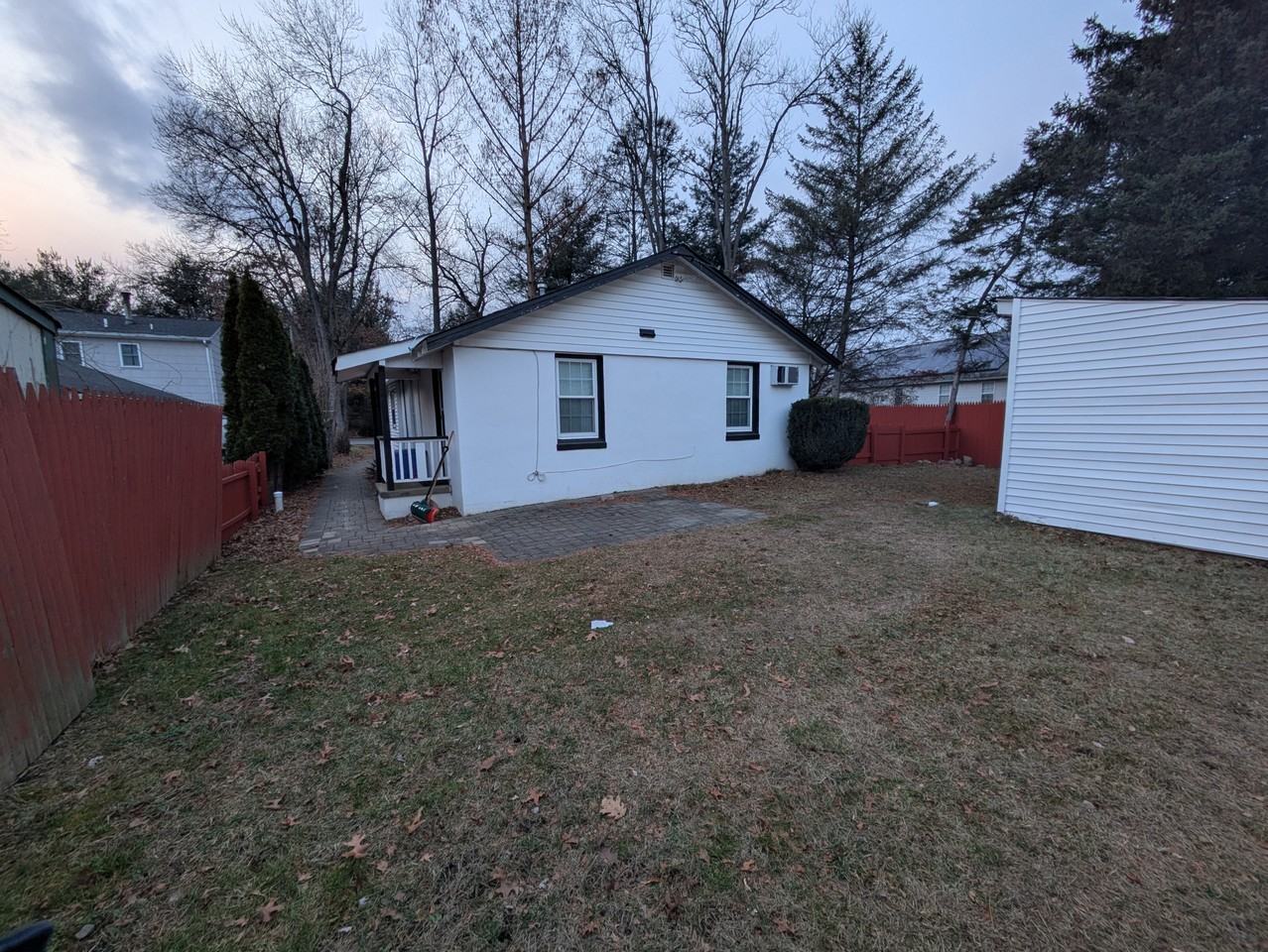 383 W Clinton St #NA - Photo 5 of 16