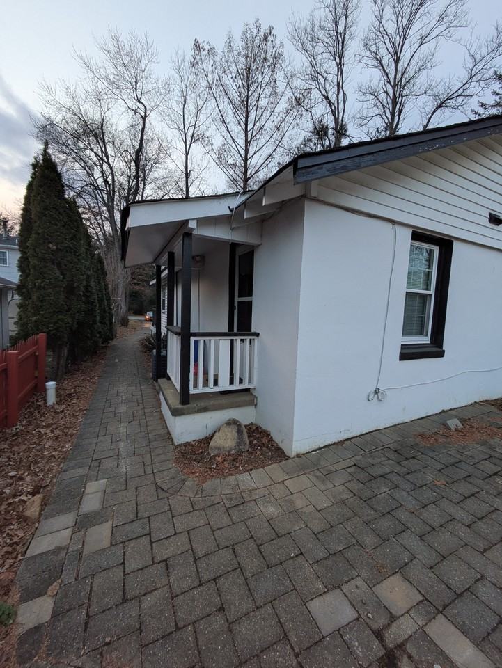 383 W Clinton St #NA - Photo 6 of 16