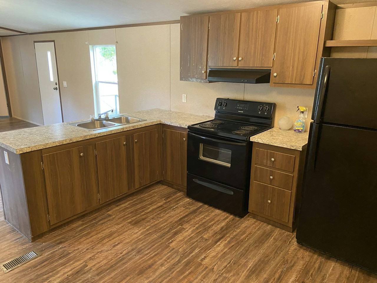 264 Holly Hill Road - Photo 5 of 9