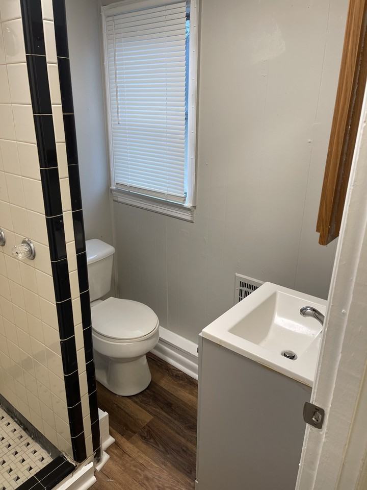 3950 S Dixie Rd #4 - Photo 3 of 11