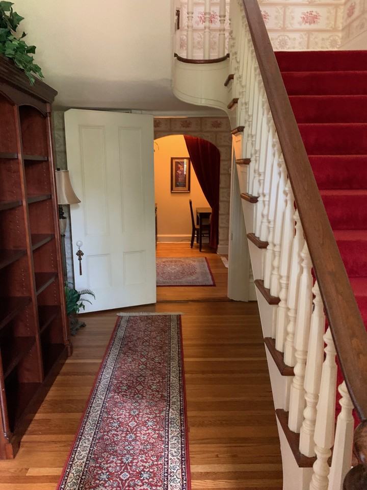 105 Whitehead Ave Ne #NA - Photo 4 of 17