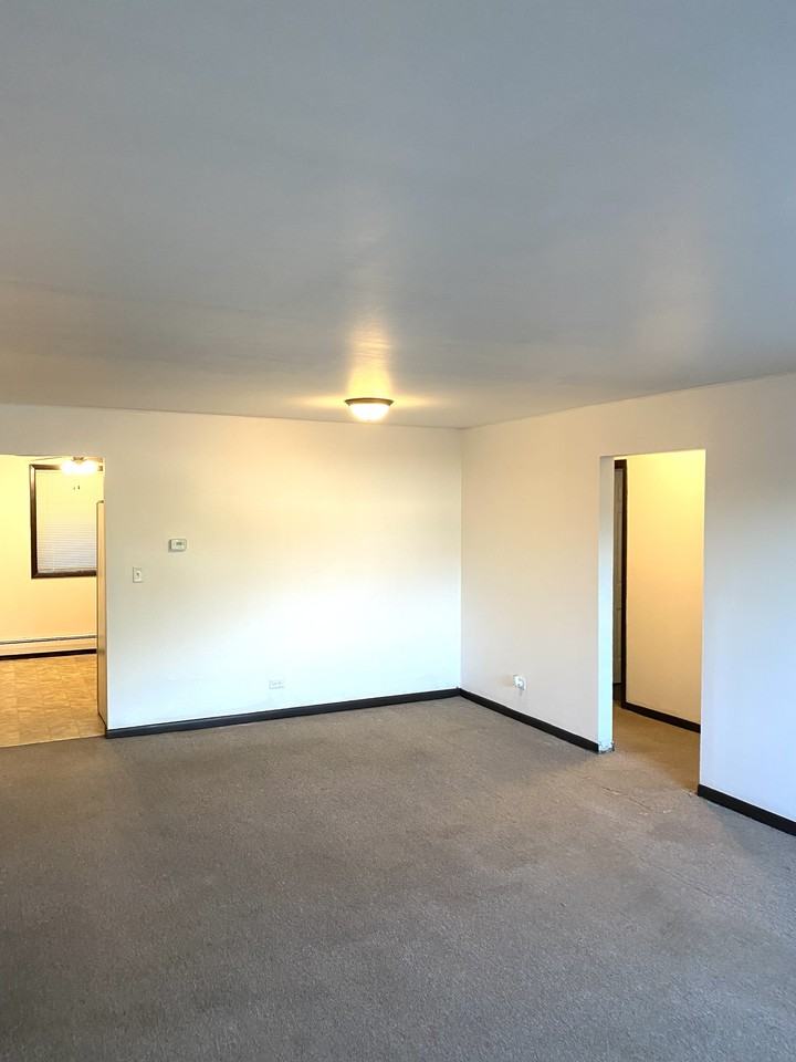 4 Lippincott Rd #1N - Photo 2 of 6