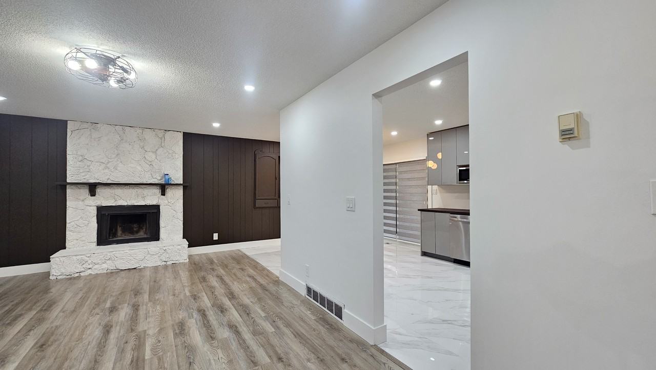 6085 Glenmore Dr #A - Photo 6 of 18