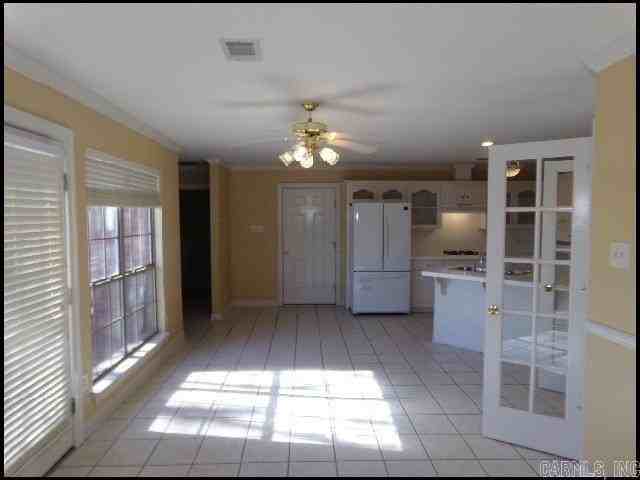 103 Miramar Dr - Photo 6 of 22