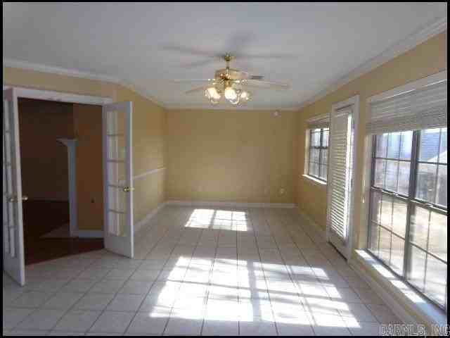 103 Miramar Dr - Photo 7 of 22