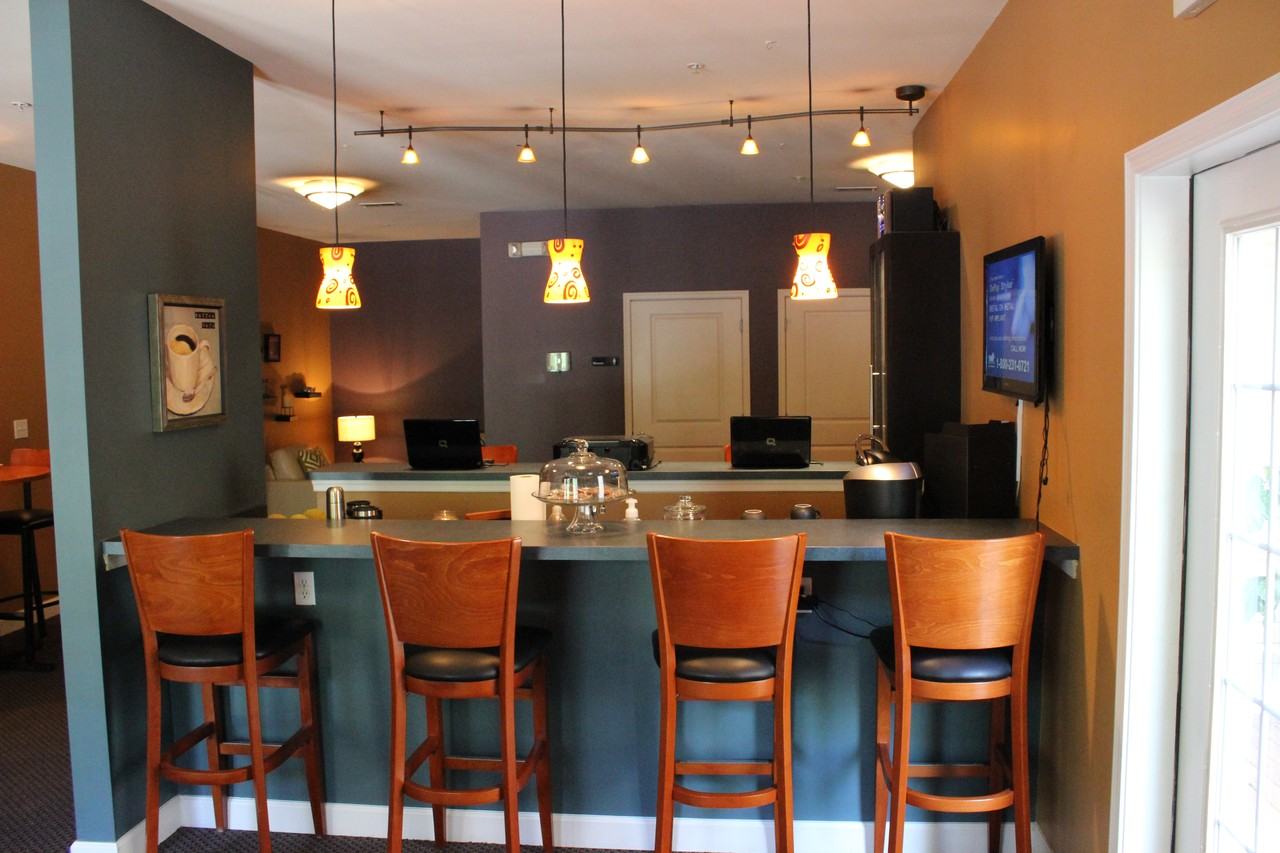 The Glen at Shawmont Station - Photo 6 of 12