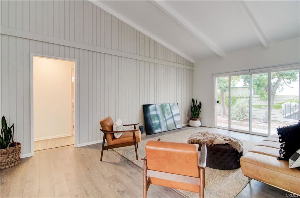 32321 Azores Rd - Photo 2 of 8