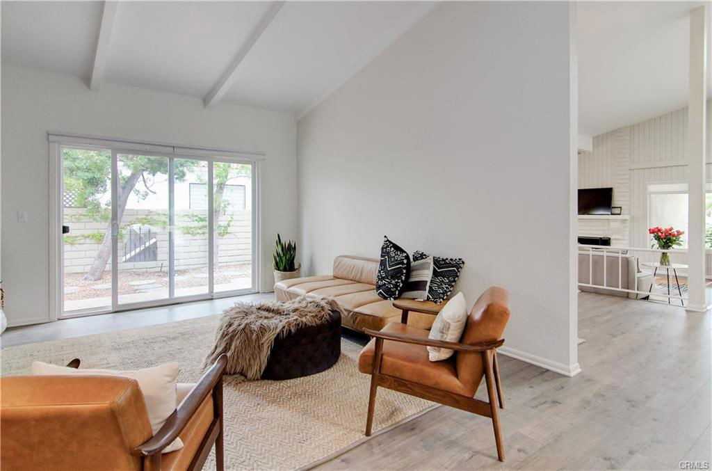 32321 Azores Rd - Photo 3 of 8