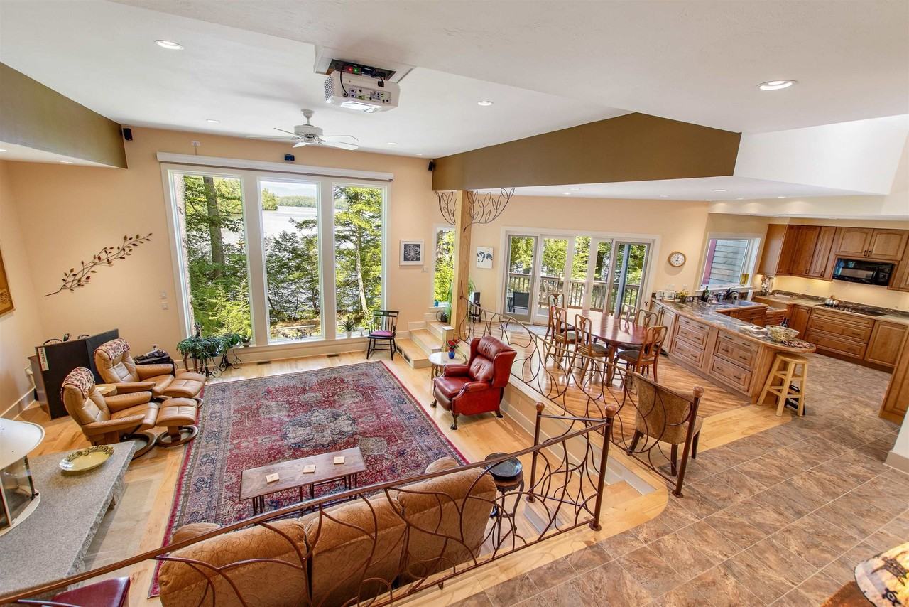 222 College Rd - Photo 4 of 39