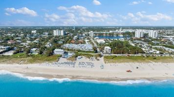 featured image of 410 Venetian Dr