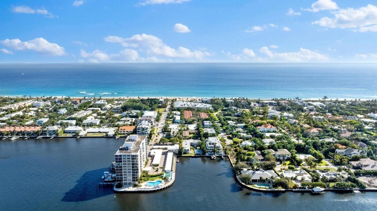 410 Venetian Drive - Photo 3 of 28