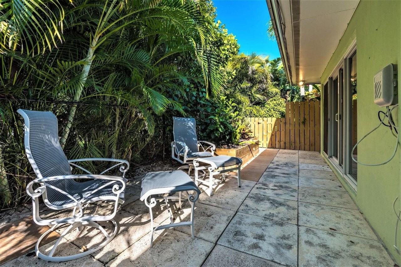 410 Venetian Drive - Photo 7 of 28