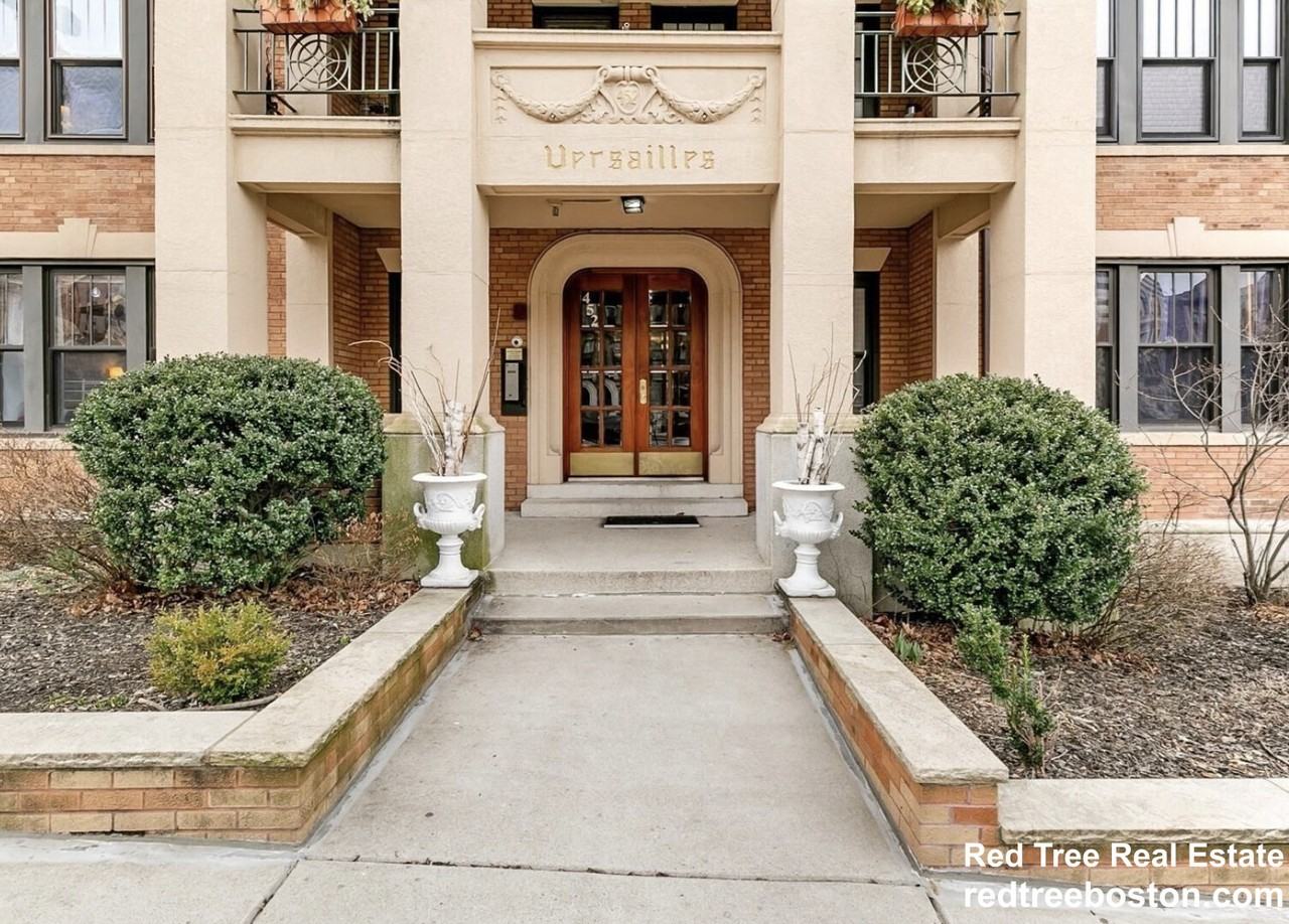 452 Park Dr #1 - Photo 3 of 5