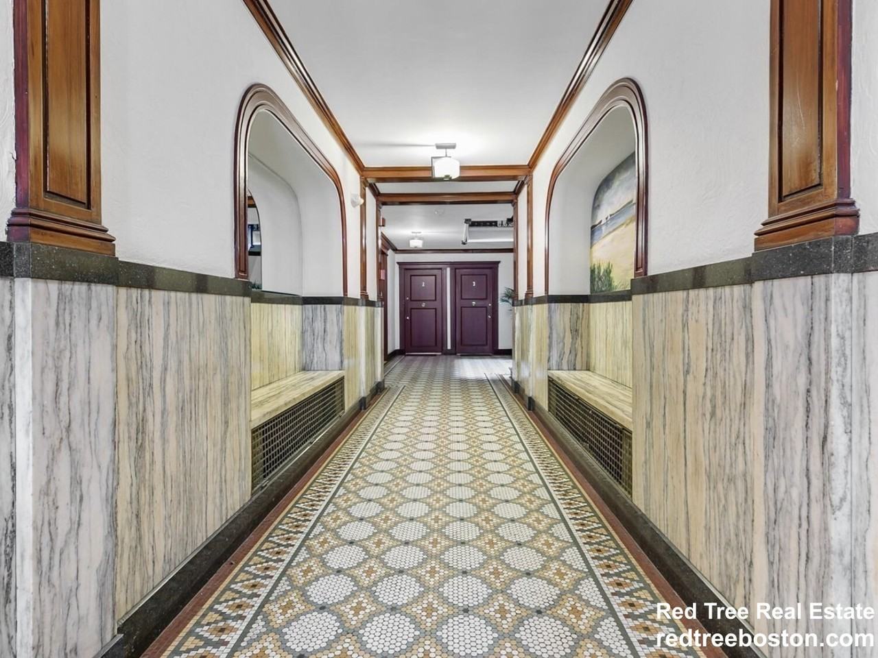 452 Park Dr #1 - Photo 4 of 5