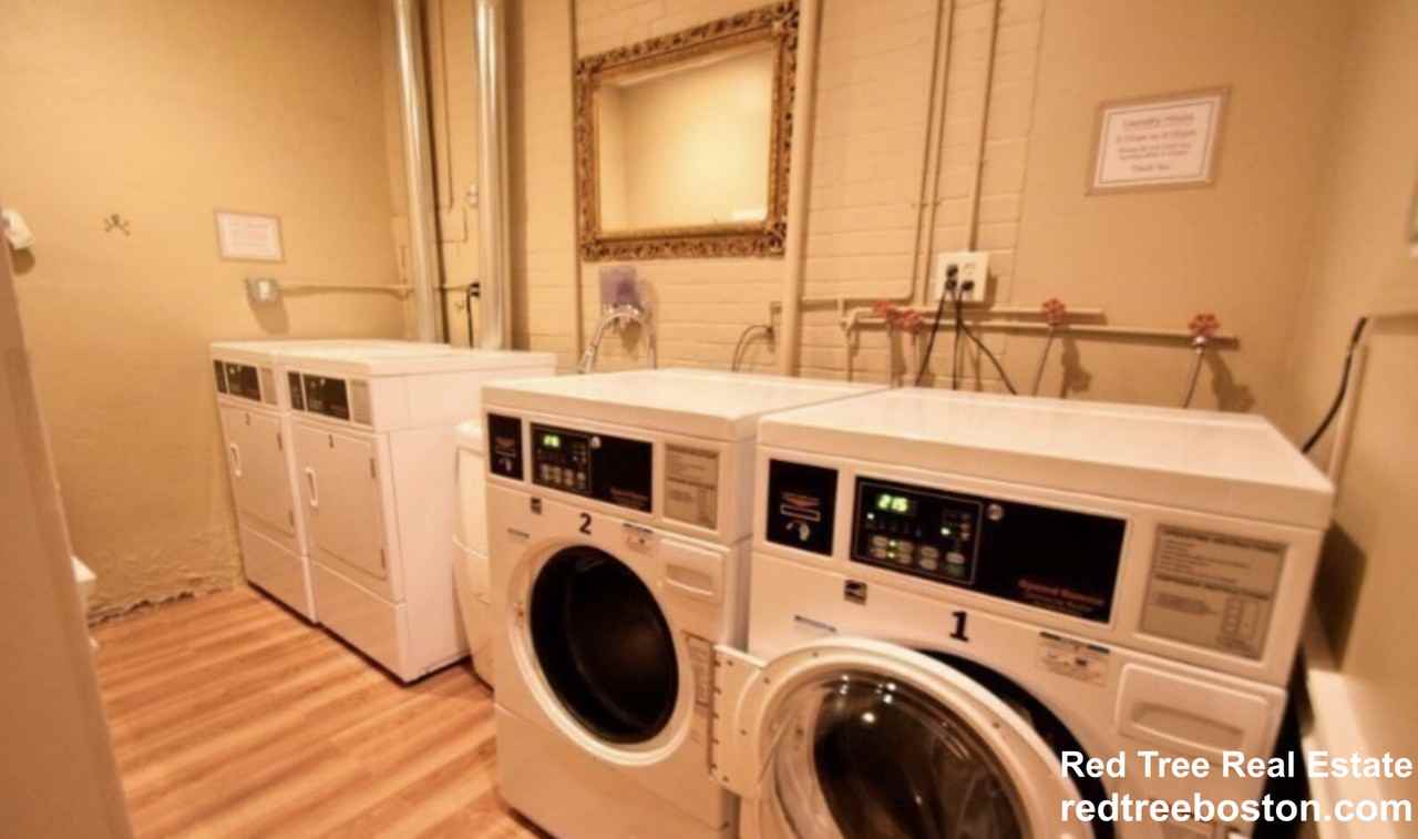 452 Park Dr #1 - Photo 5 of 5