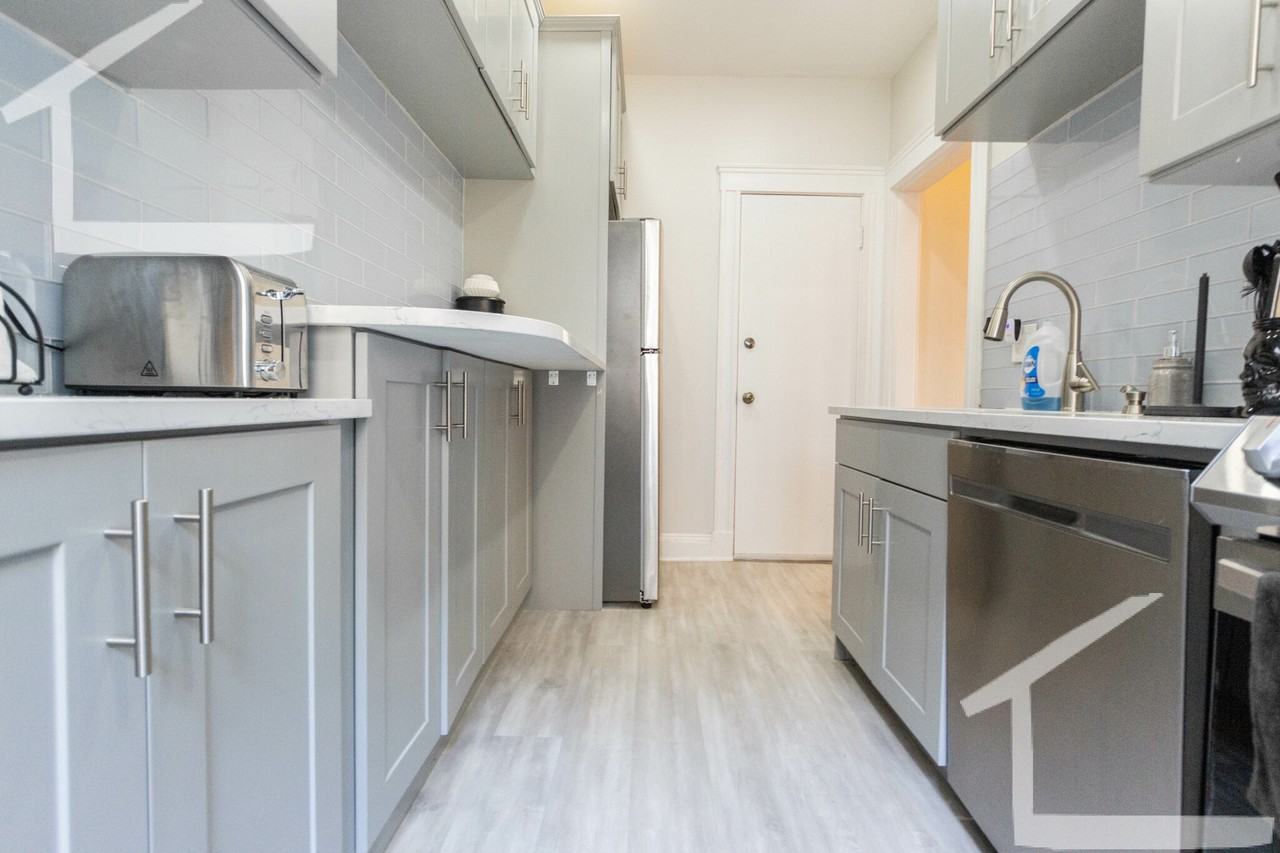 Chestnut Hill Ave. & Englewood Ave #21 - Photo 5 of 10