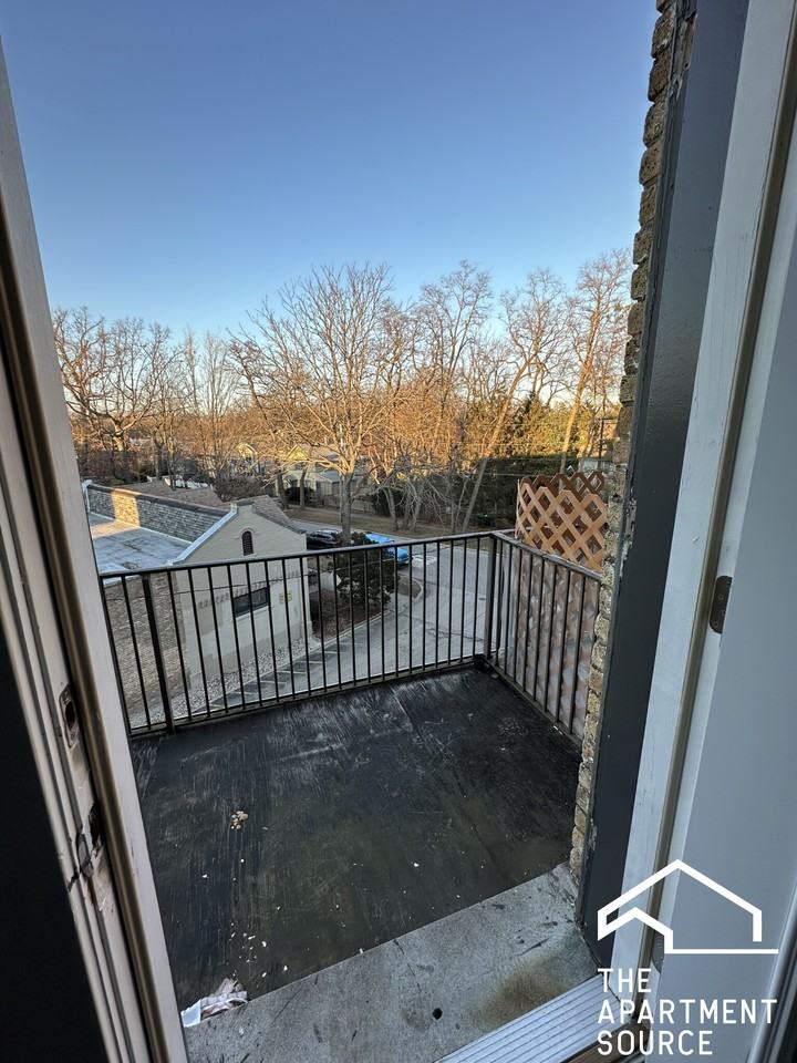 730 Judson Ave #6 - Photo 7 of 10