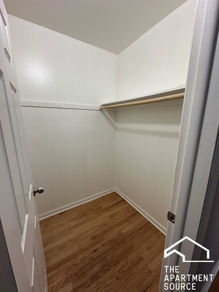 8504 Waukegan Rd #10 - Photo 7 of 10