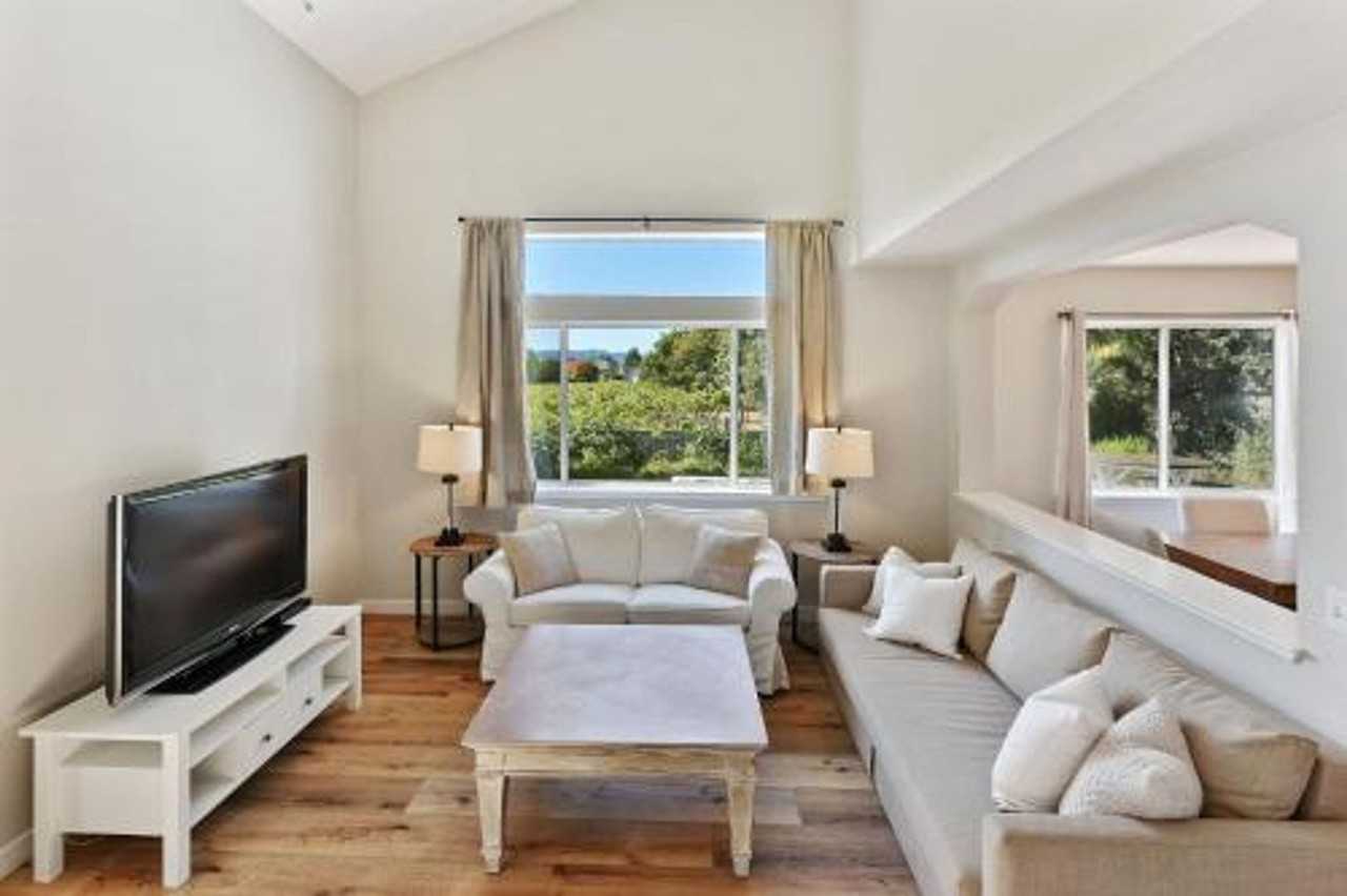 1125 El Macero Way - Photo 3 of 15