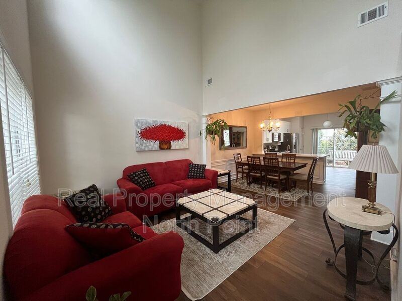 5305 Falling Water Ter - Photo 4 of 33
