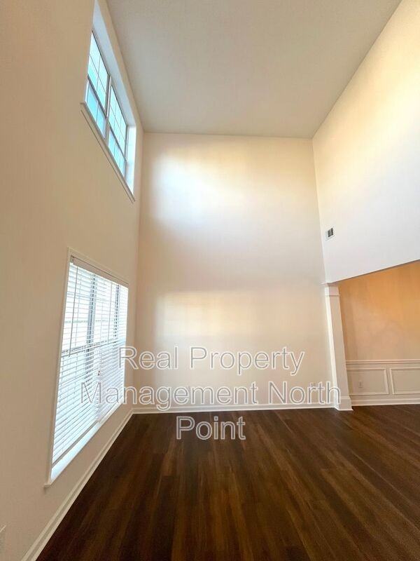 5305 Falling Water Ter - Photo 6 of 33