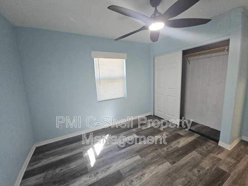 121 Carolyn Way - Photo 4 of 16