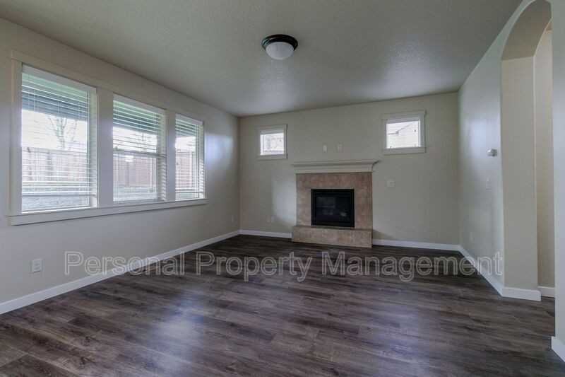 4001 N Pioneer Canyon Dr - Photo 3 of 15