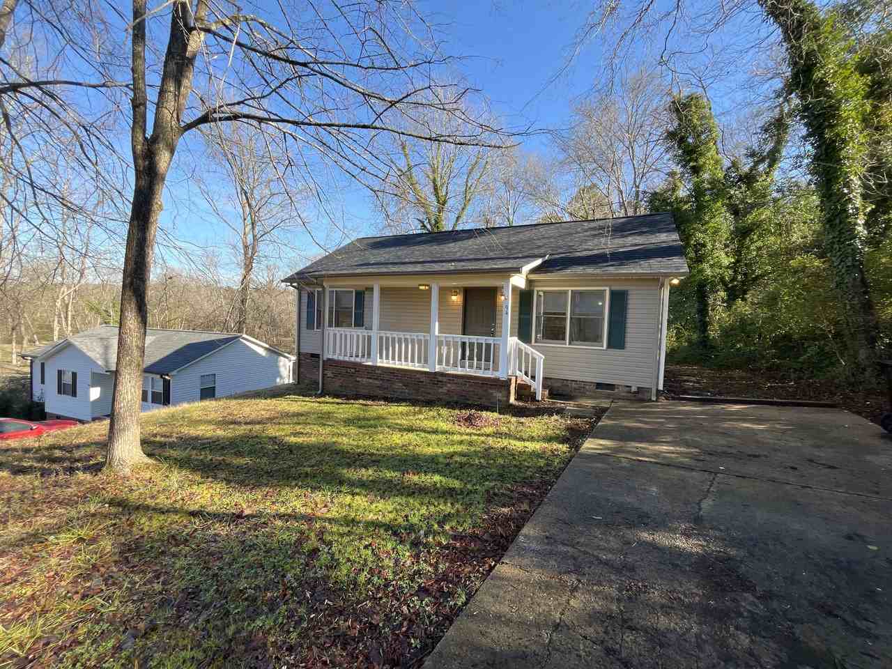 94 Wilson St Ne - Photo 3 of 20