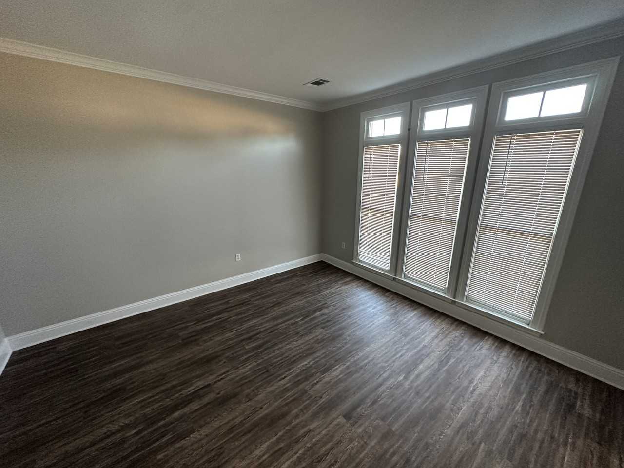 7713 Antigua Dr - Photo 2 of 16