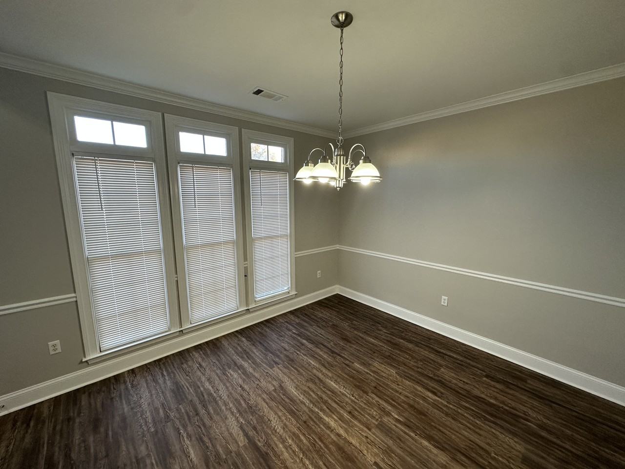 7713 Antigua Dr - Photo 3 of 16