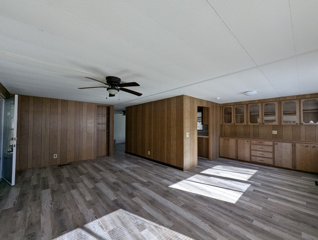 9222 Dan Lynn St - Photo 6 of 26