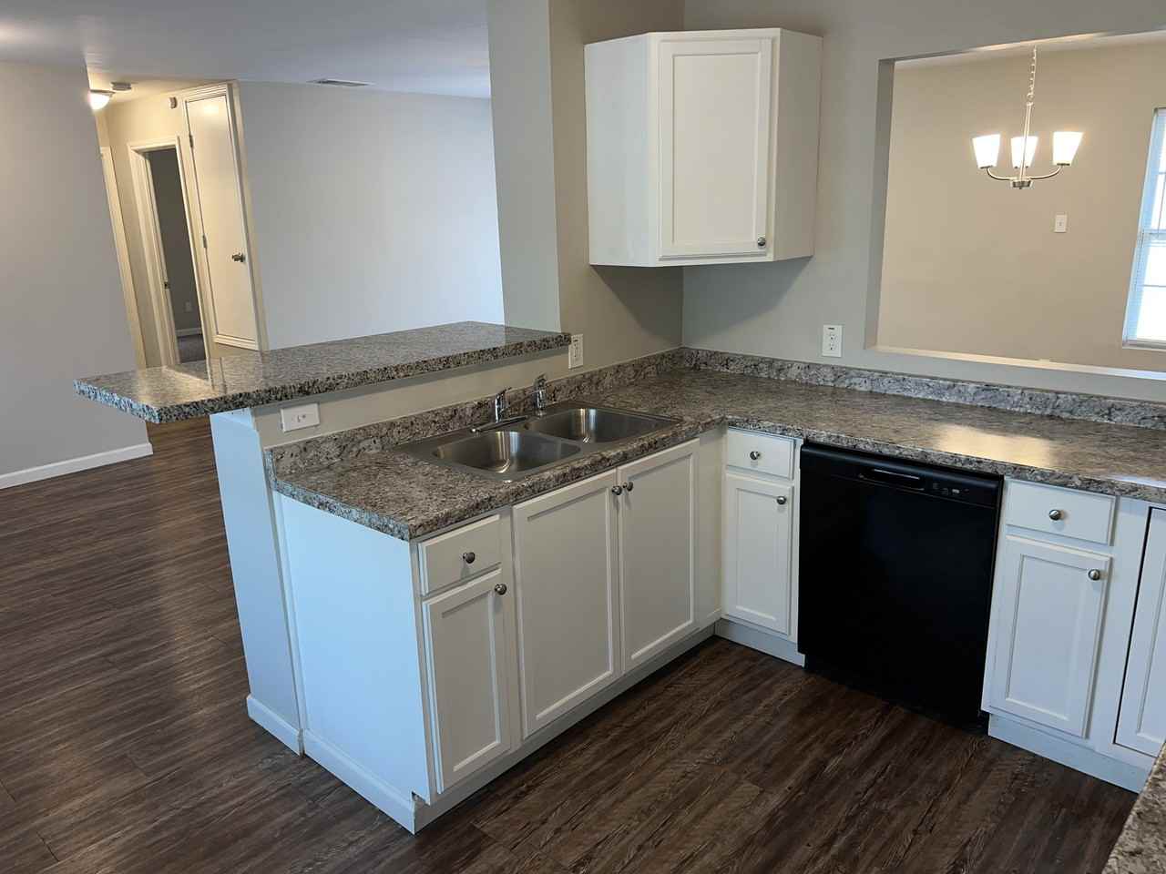 2627 Aiken St - Photo 5 of 14