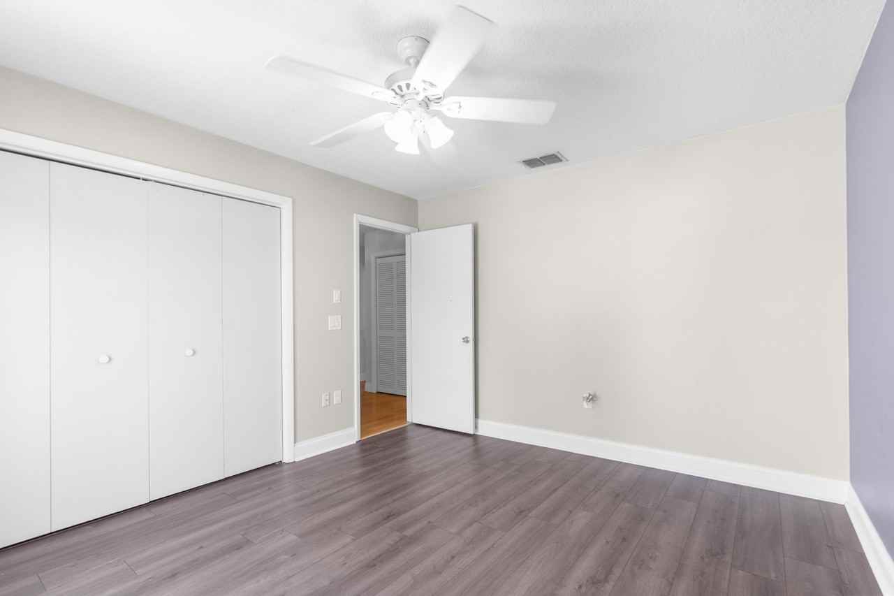 7637 Hatteras Dr - Photo 7 of 37