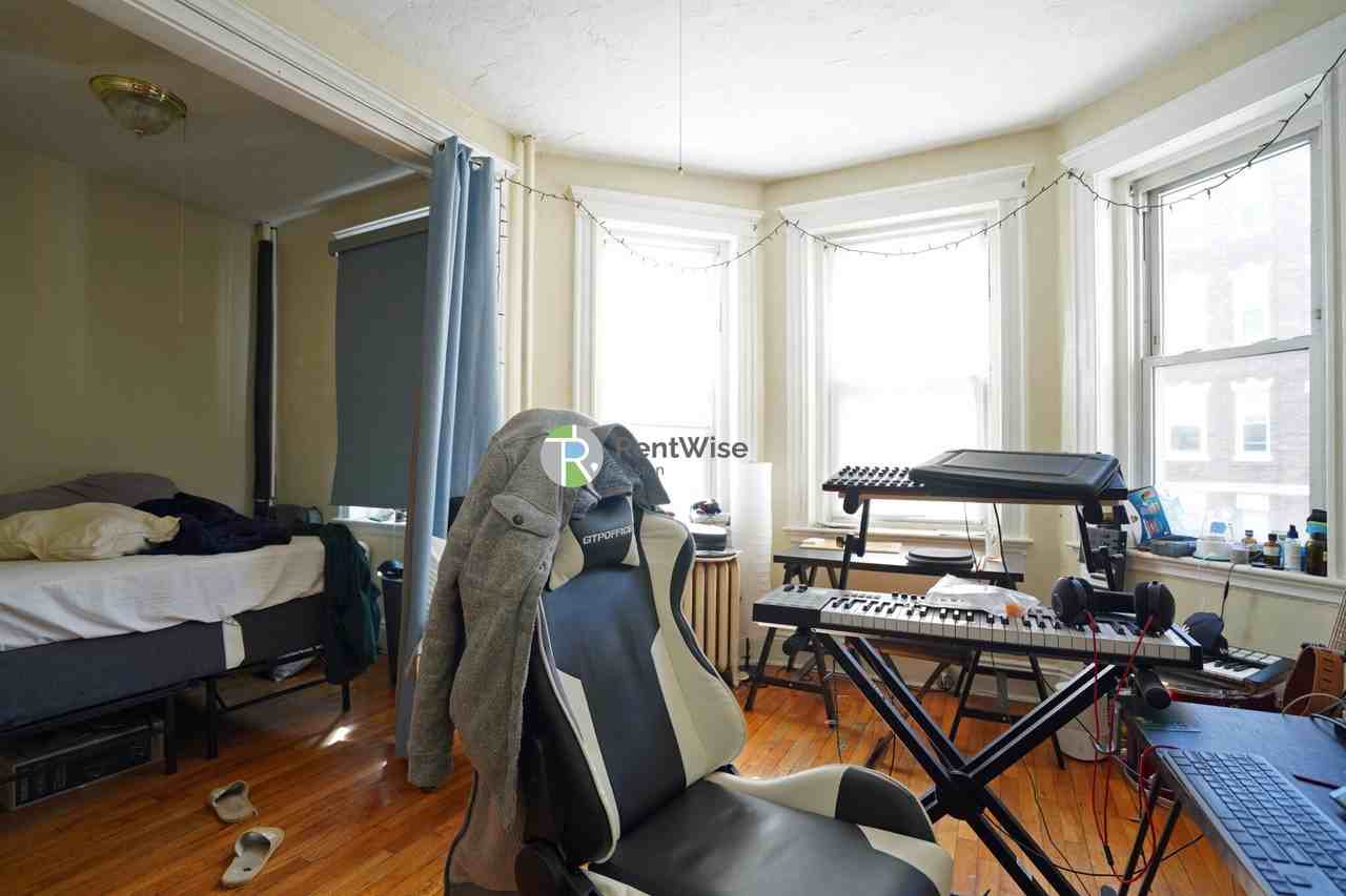 224 Kelton St #2 - Photo 2 of 16