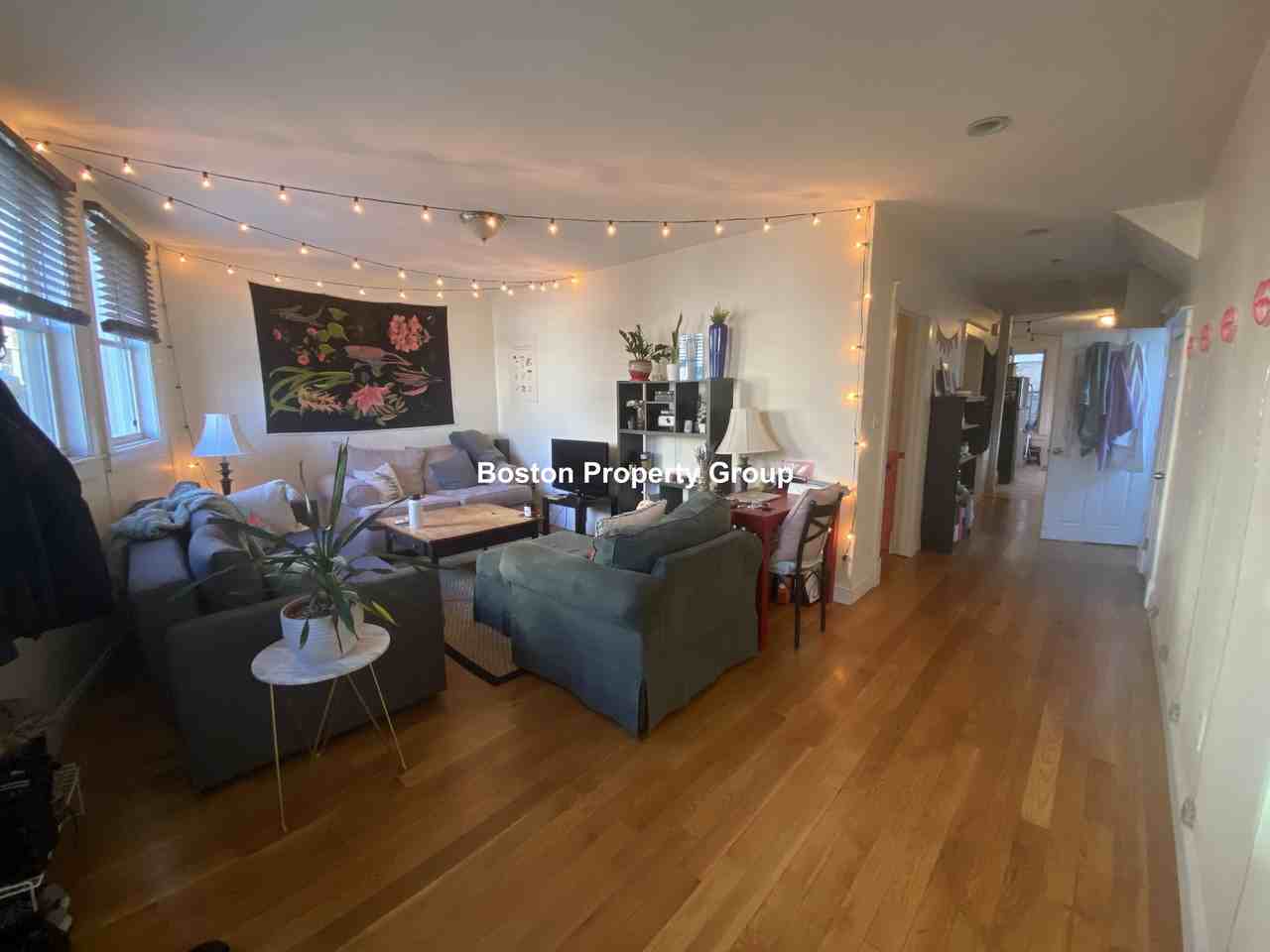 54 Calumet St #1 - Photo 4 of 9