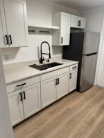 featured image of 171 S Broadway St