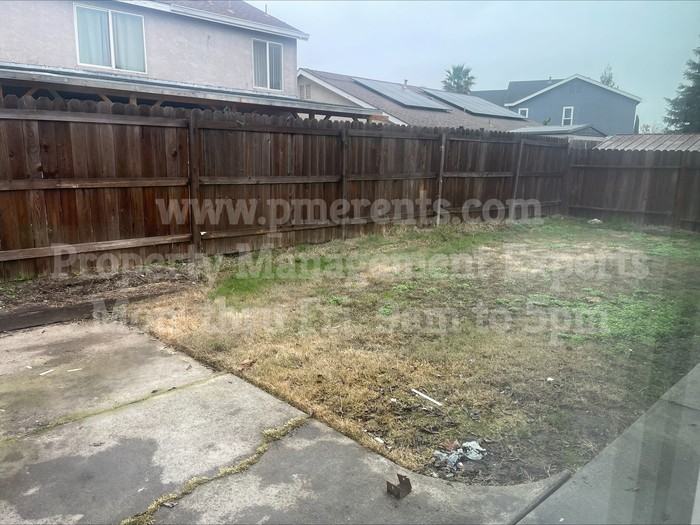 1959 Burney Falls Dr - Photo 2 of 7