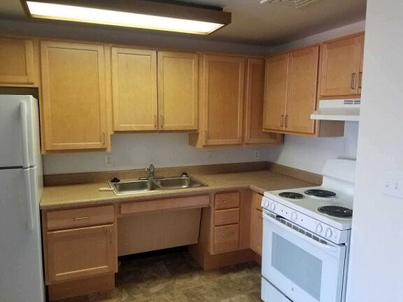 Country Place Apartments of Cadillac - Photo 3 of 4