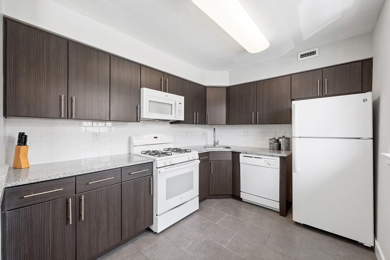 Rock Hill Apartments - Photo 6 of 27